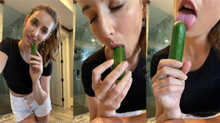 Video de la mamada de Cucumber Christina Khalil