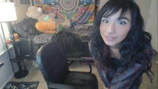YourTokengirl tetas pequeñas ver a través de top twitch video