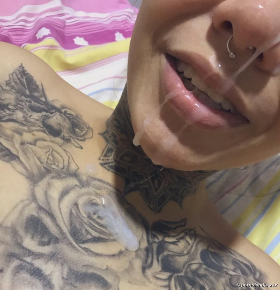 Tatuada en su erome tomo fotos de su delicioso cuerpo - Foto 249765