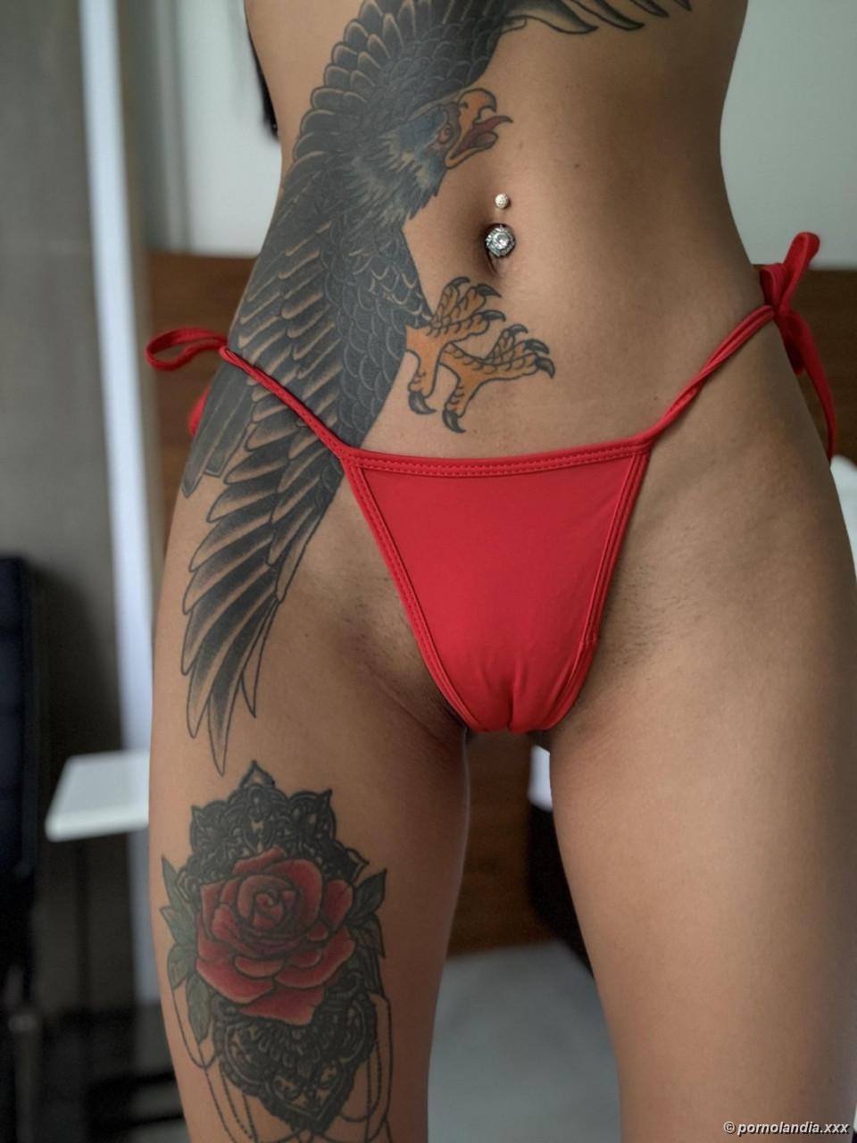 Flaquita de Tailandia sensualizándose con su cuerpo natural - Foto 248607