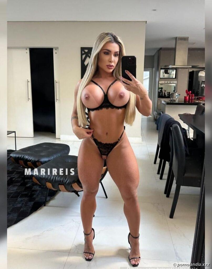 Mari Reis desnuda en fotos mostrándolo todo - Foto 247507