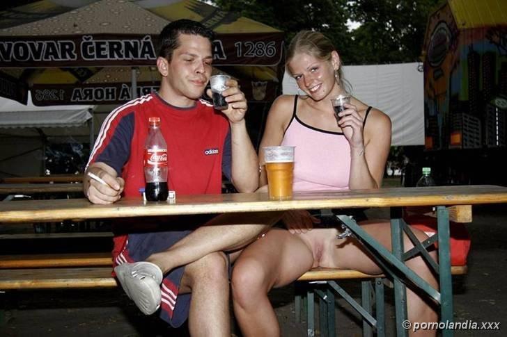 Chicas calientes vistas pagando coño - Foto 196033