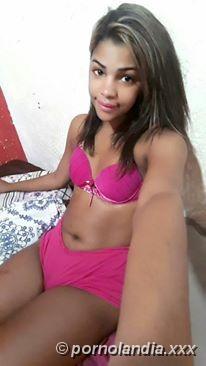 Ranielly Soares muestra su atrevimiento en las fotos - Foto 135652