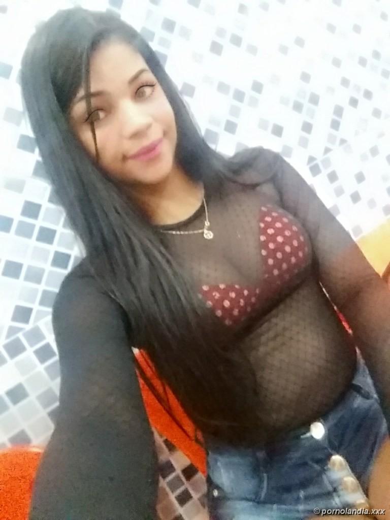 Ranielly Soares muestra su atrevimiento en las fotos - Foto 135692