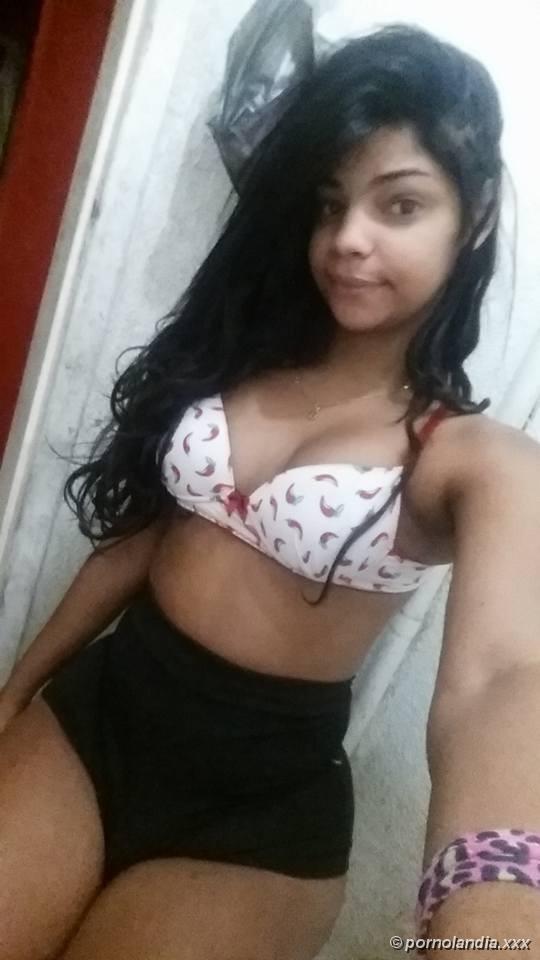 Ranielly Soares muestra su atrevimiento en las fotos - Foto 135694