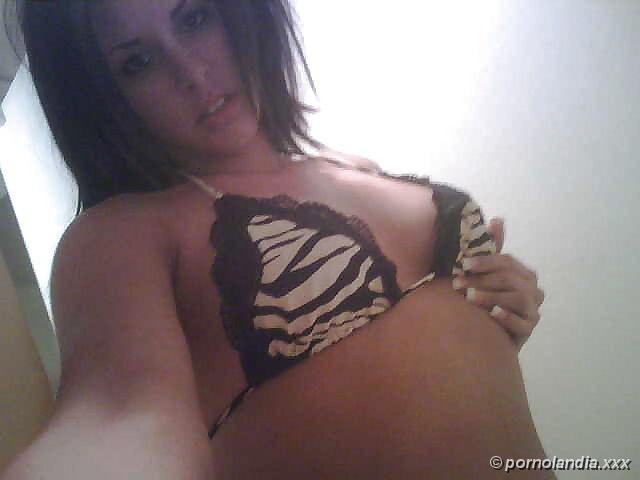 TOP mulata se deleita con desnudos amateur - Foto 130546