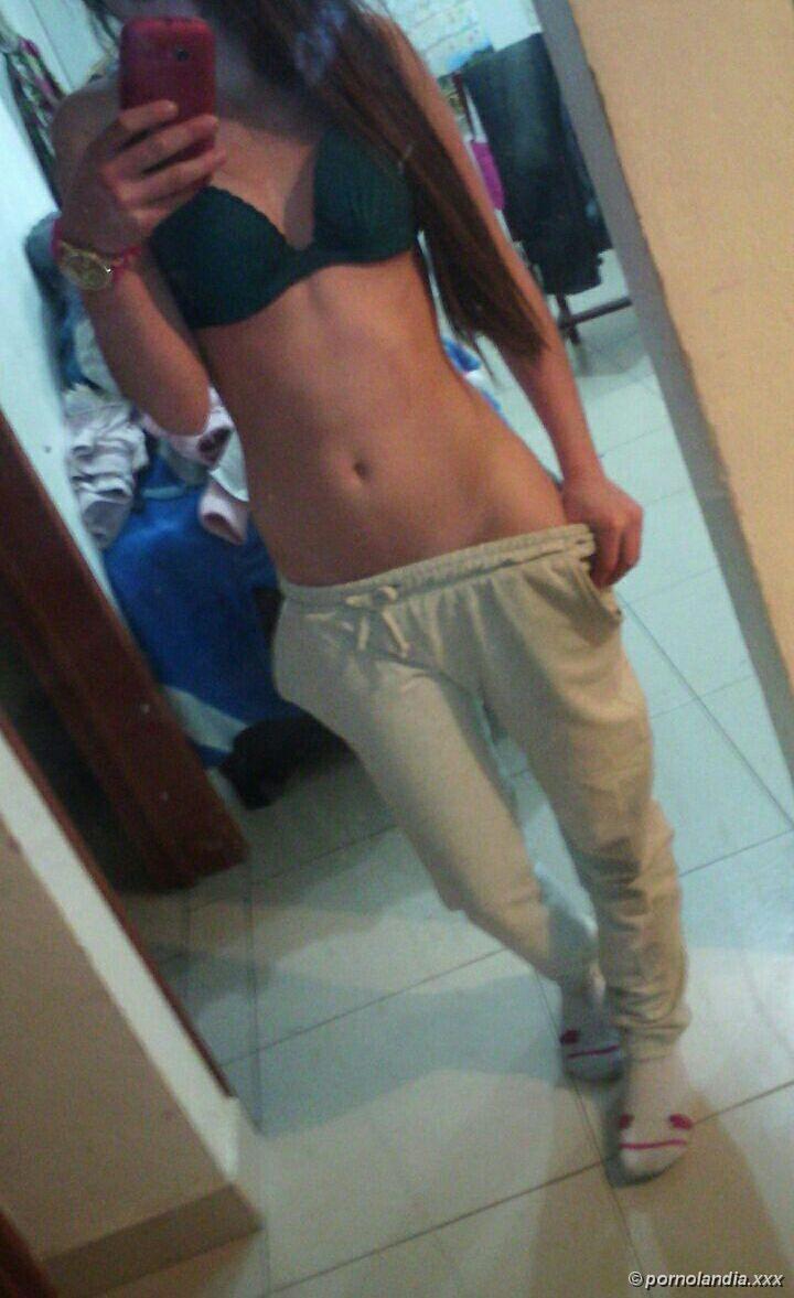 Delicioso en varias poses - Foto 128565