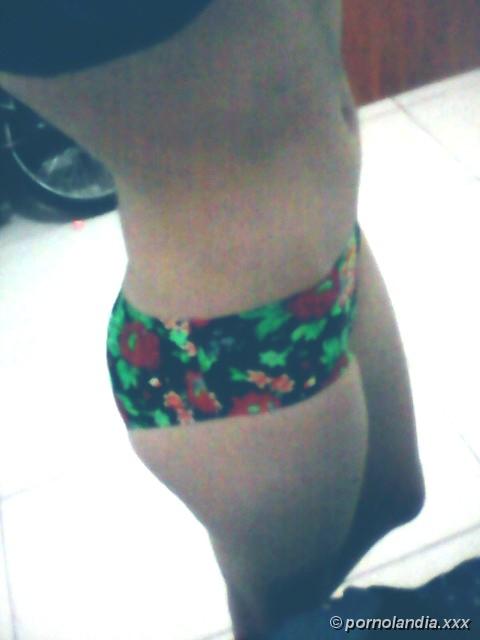 Deléitate con varias poses - Foto 128581