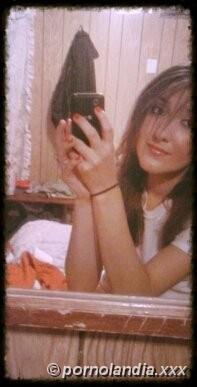 Jovencita de xvideos se tomó fotos desnuda y terminó en internet - Foto 101671