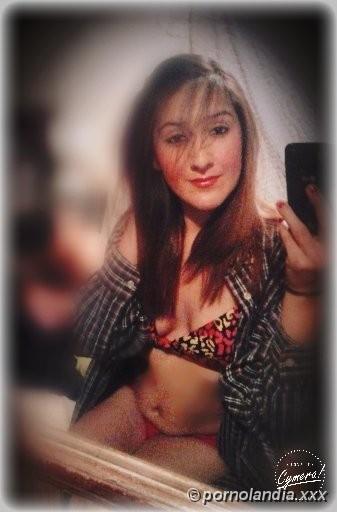 Jovencita de xvideos se tomó fotos desnuda y terminó en internet - Foto 101679