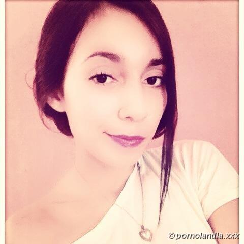 Delicia de 19 años cayó en fotos quejándose - Foto 56745