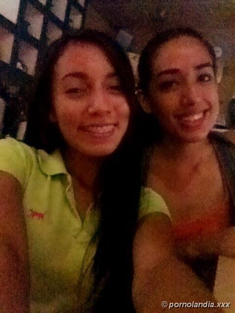 Delicia de 19 años cayó en fotos quejándose - Foto 56756