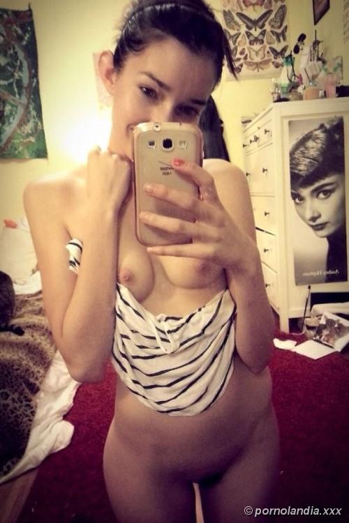 Adolescente latina selfie whatsapp 2 - Foto 48417