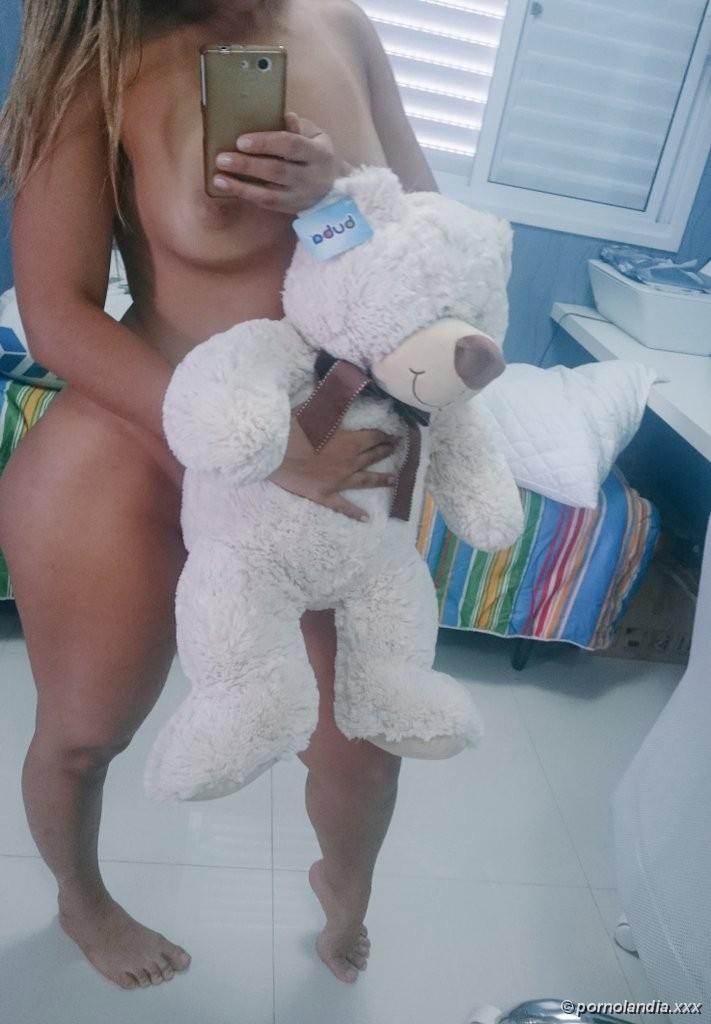 Empresaria casada enviando fotos a su hijastro - Foto 26622