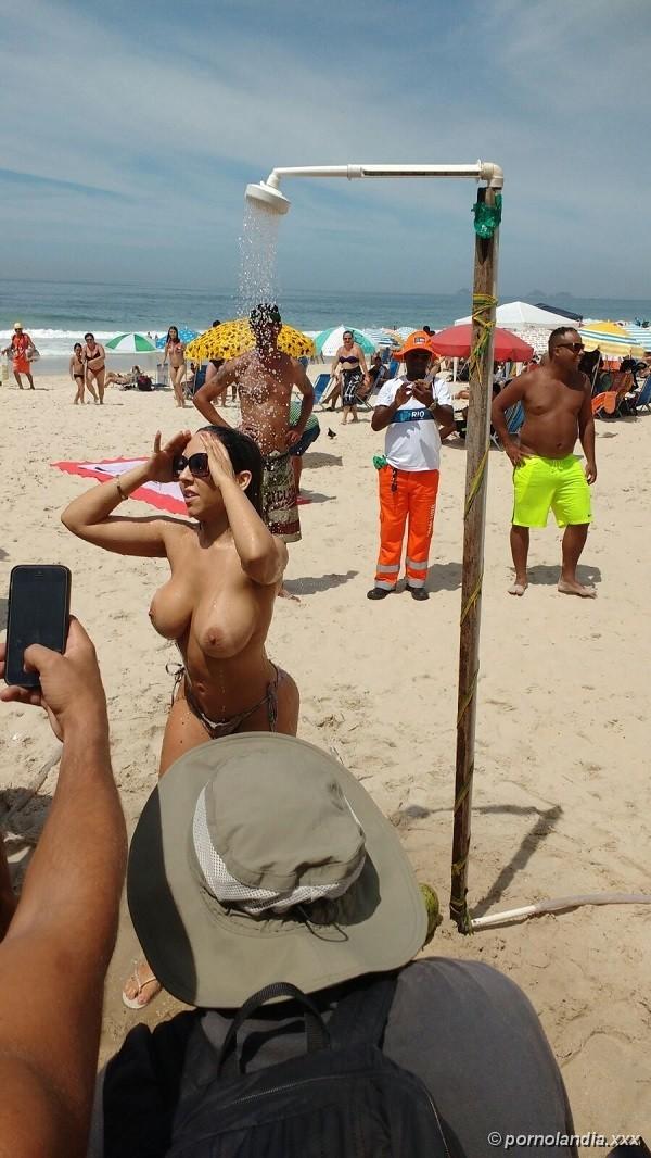 Mujer Melón Desnuda En La Playa De Río De Janeiro - Foto 23322