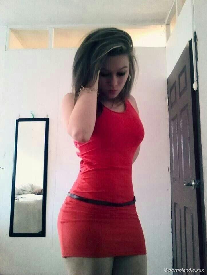 Hermosa joven costarricense cayó desnuda en la red - Foto 19060