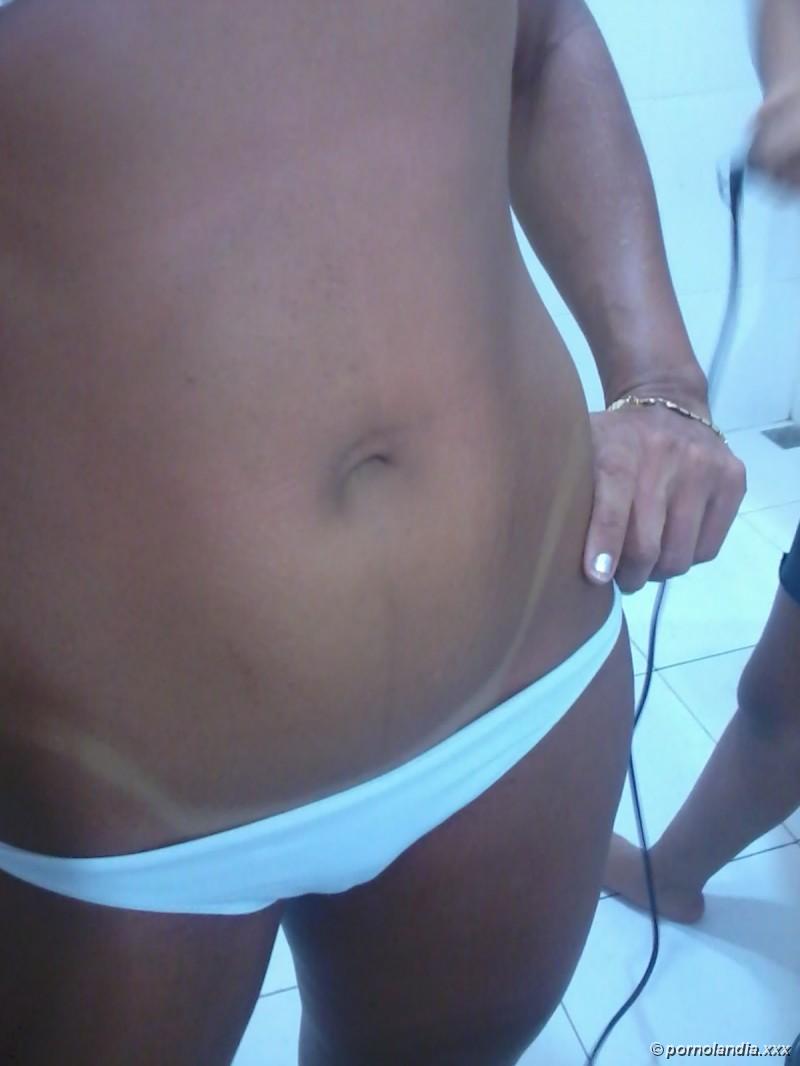 Deliciosa corona bronceada cayó desnuda en la red - Foto 16581