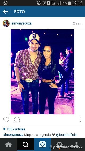 Caliente estudiante de Derecho de Campo Grande cayó desnuda en la red - Foto 15239