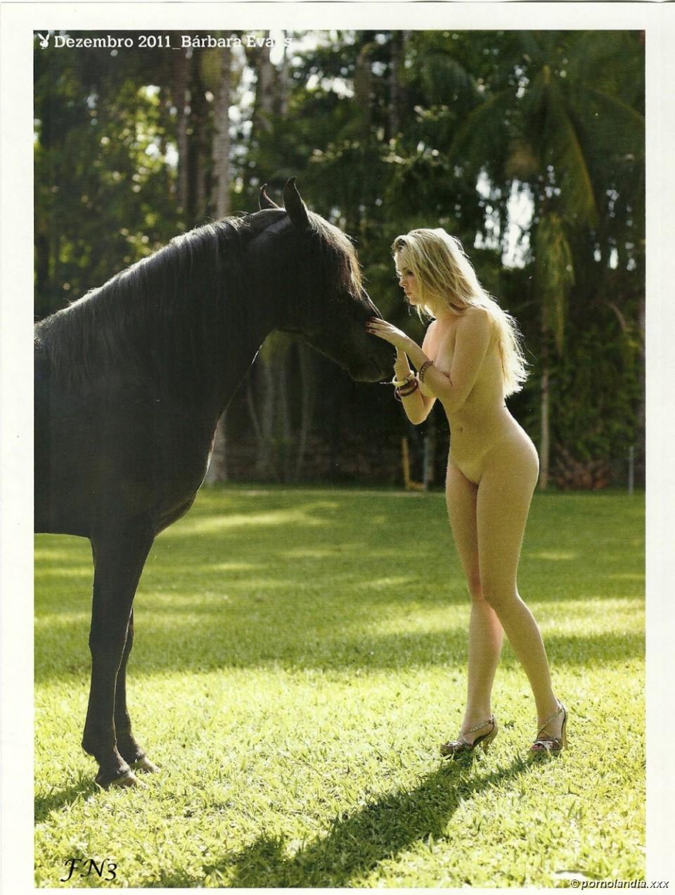 Bárbara Evans Desnuda En Fotos De Playboy Recorren Las Redes - Foto 15162