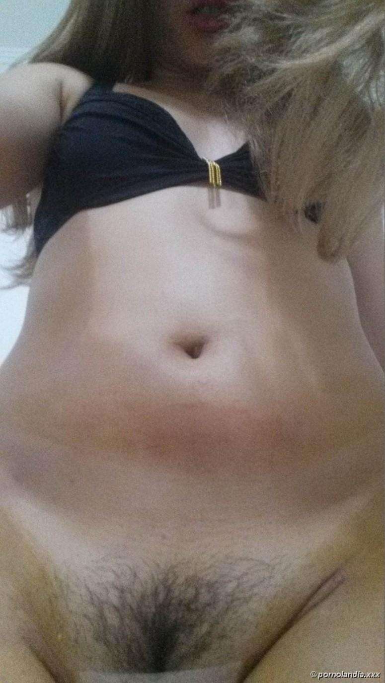 Rubia cachonda en fotos caseras desnudas cachondas - Foto 14217