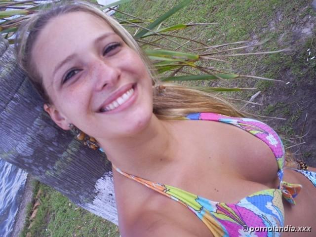 Hermosa Rubia Caliente Desnuda Después de la Playa - Foto 12397