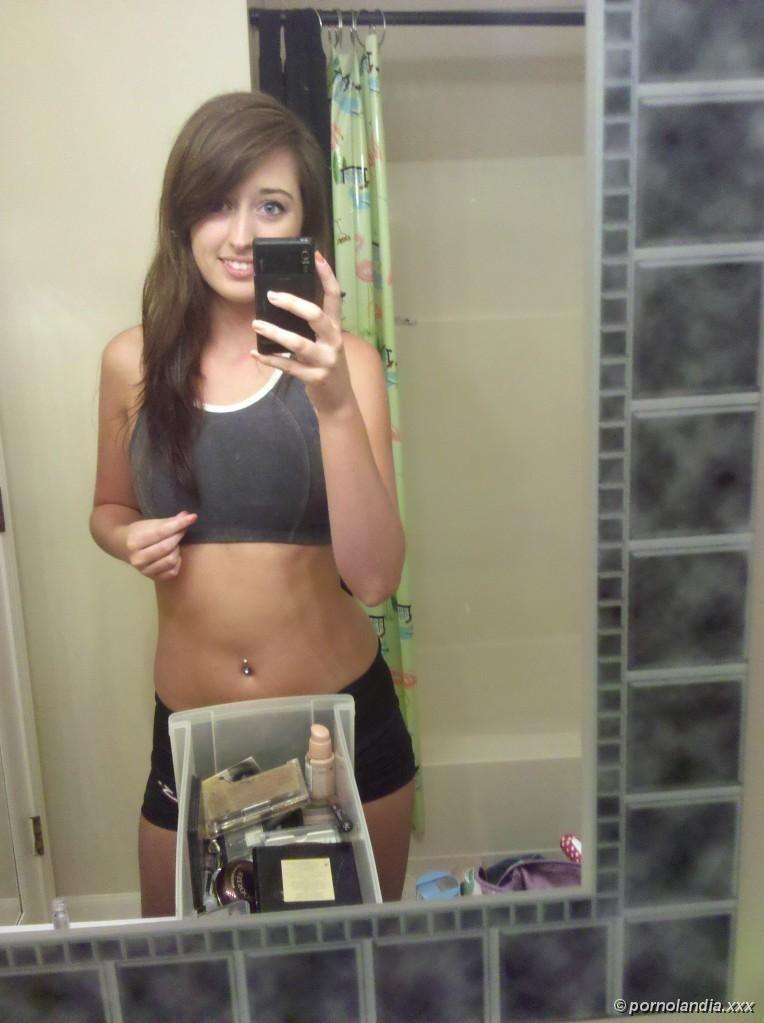 Hermosa novia tomó fotos desnuda de Peladinha filtradas en la web - Foto 9915