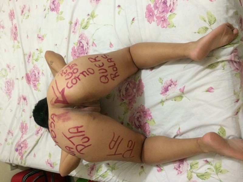 Esposa morena putita con ganas de hombres - Foto 3550