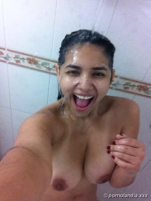 Morena Tetona Tomandose Selfies Fall Online - Foto 18334